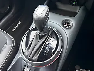 Used 2020 Nissan Juke Tekna Silver - Interior and Exterior details 18