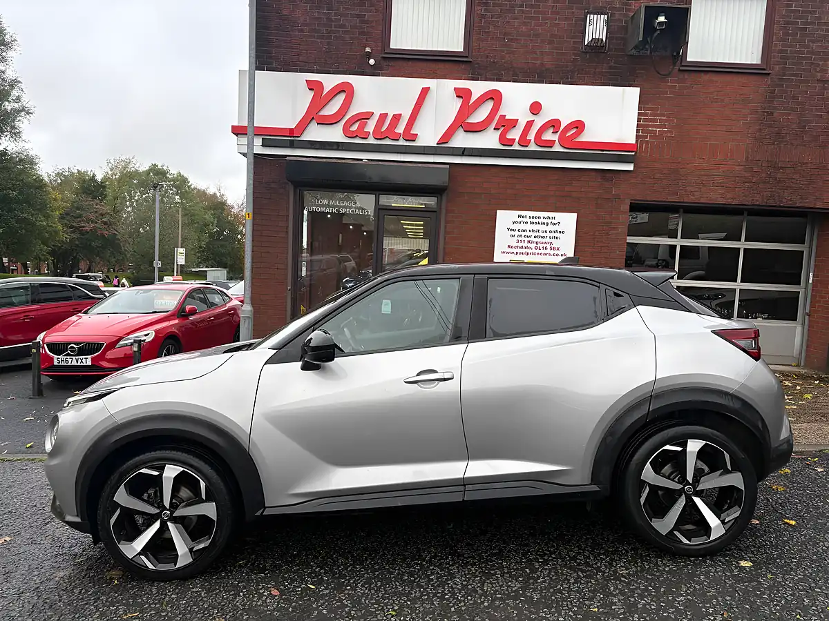 Used 2020 Nissan Juke Tekna Silver - Interior and Exterior details 6