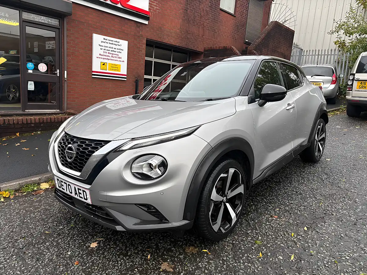 Used 2020 Nissan Juke Tekna Silver - Interior and Exterior details 7