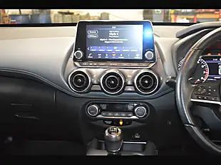 Used 2020 Nissan Juke Tekna Storm White - Interior and Exterior details 15