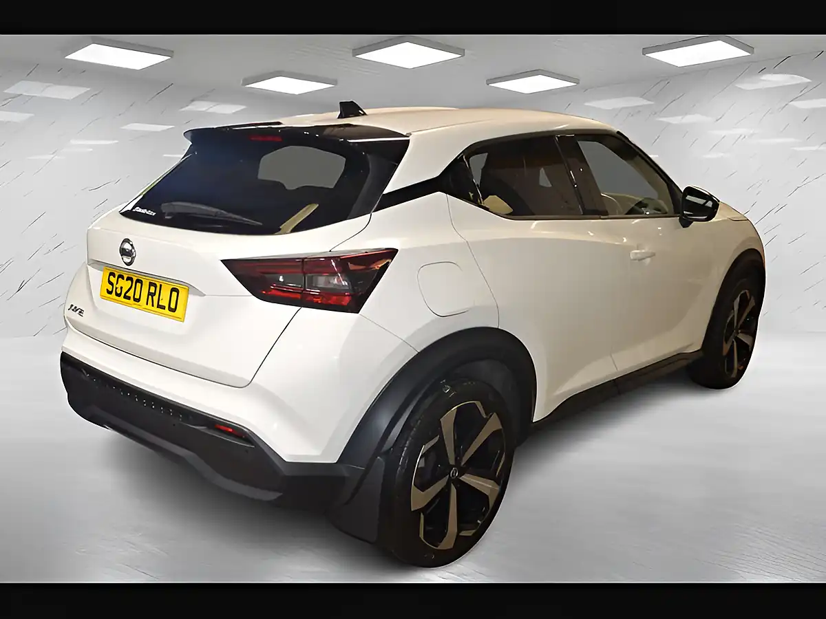 Used 2020 Nissan Juke Tekna Storm White - Interior and Exterior details 6