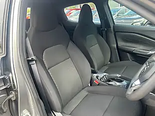 Used 2020 Nissan Juke Visia Grey - Interior and Exterior details 11