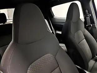 Used 2020 Nissan Juke Visia Ink Blue - Interior and Exterior details 11