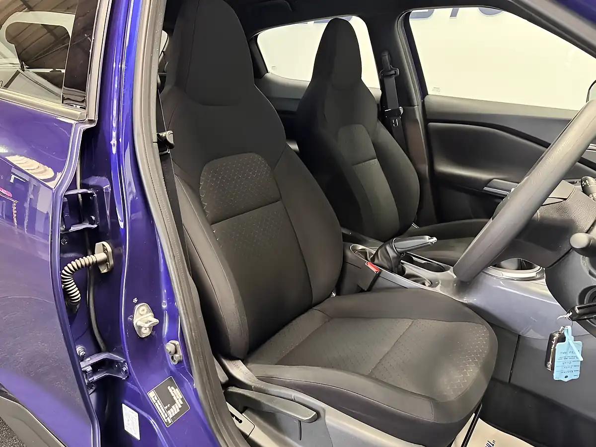 Used 2020 Nissan Juke Visia Ink Blue - Interior and Exterior details 2