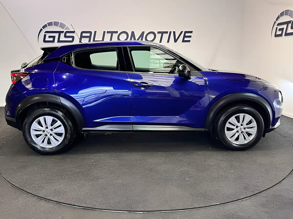 Used 2020 Nissan Juke Visia Ink Blue - Interior and Exterior details 6