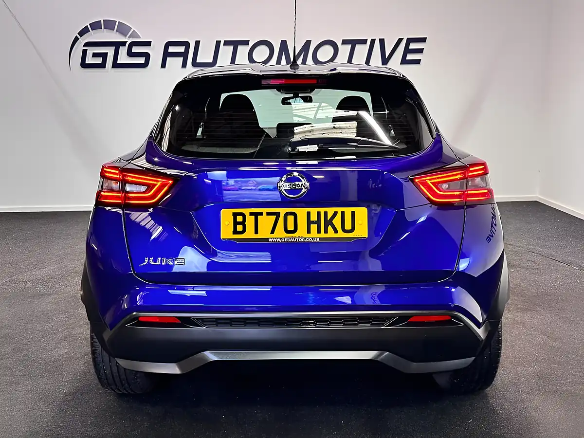 Used 2020 Nissan Juke Visia Ink Blue - Interior and Exterior details 8