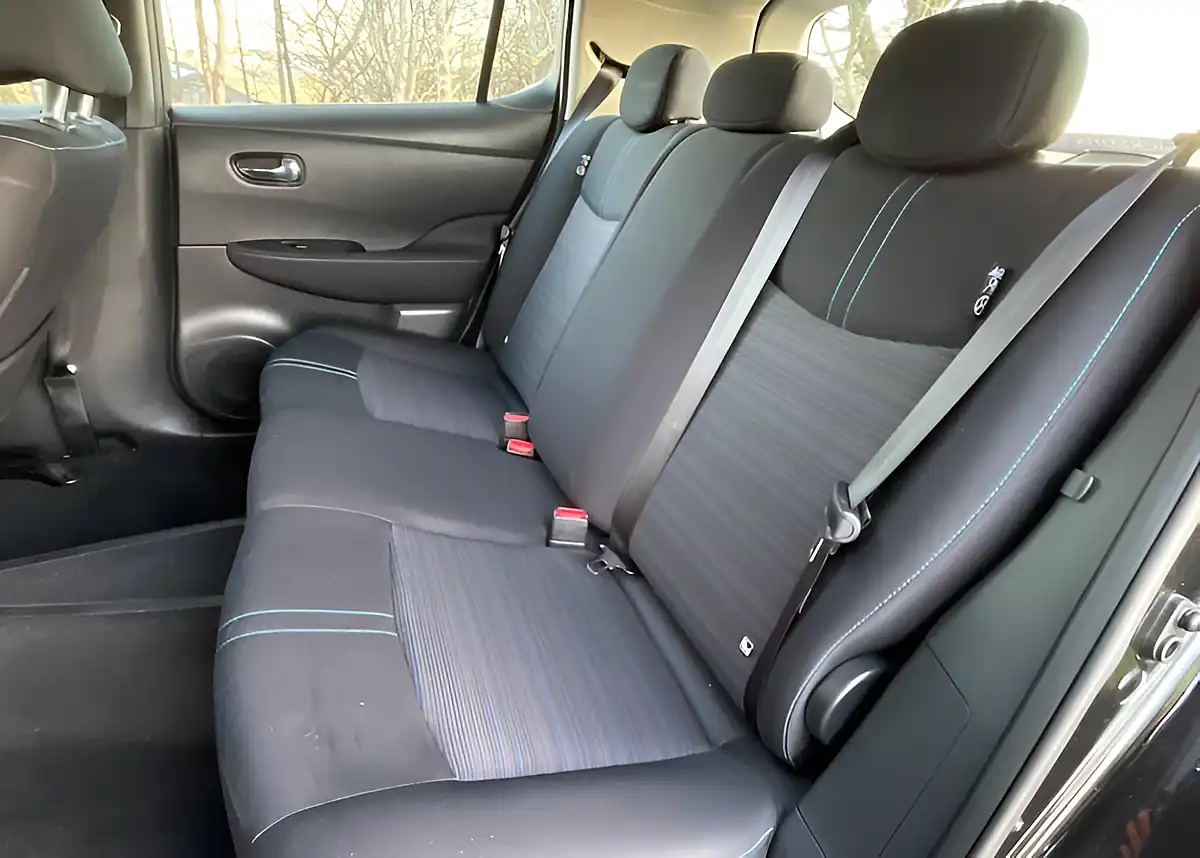 Used 2020 Nissan Leaf Acenta Black - Interior and Exterior details 11