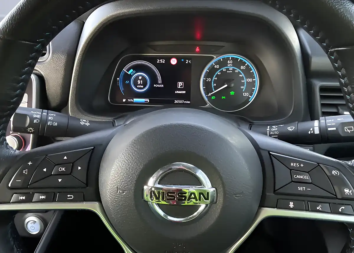 Used 2020 Nissan Leaf Acenta Black - Interior and Exterior details 15