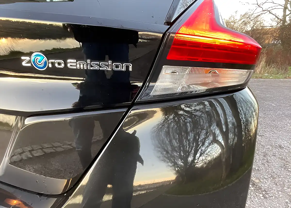 Used 2020 Nissan Leaf Acenta Black - Interior and Exterior details 18