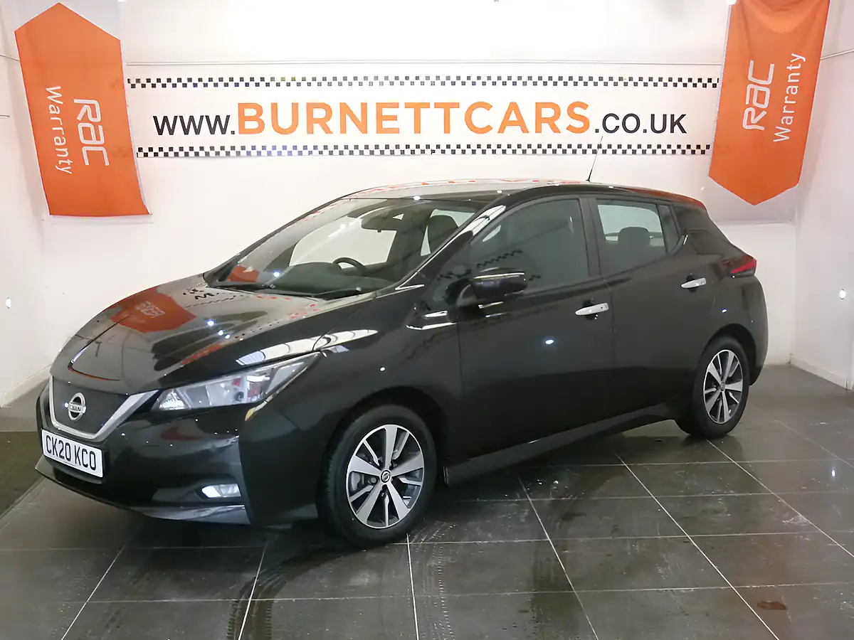 Used 2020 Nissan Leaf Acenta Black - Front View
