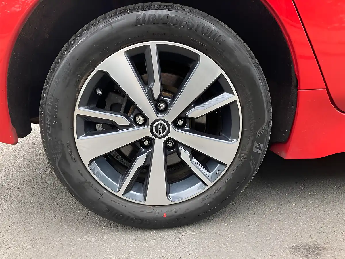 Used 2020 Nissan Leaf Acenta Red - Interior and Exterior details 10