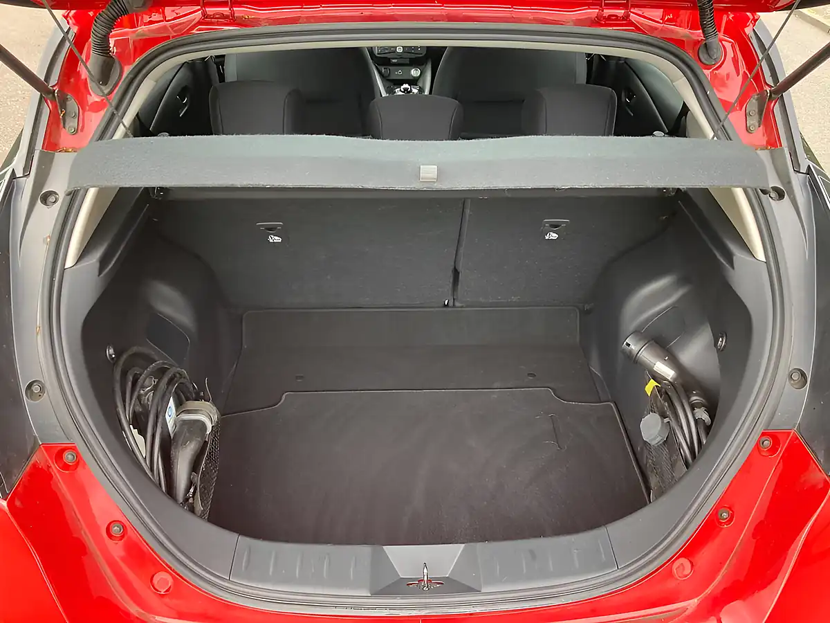 Used 2020 Nissan Leaf Acenta Red - Interior and Exterior details 11