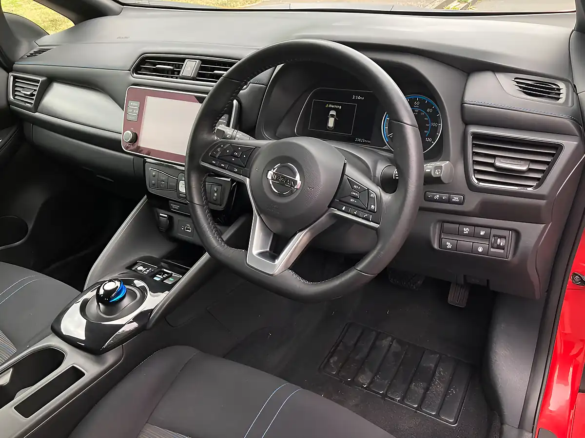 Used 2020 Nissan Leaf Acenta Red - Interior and Exterior details 14