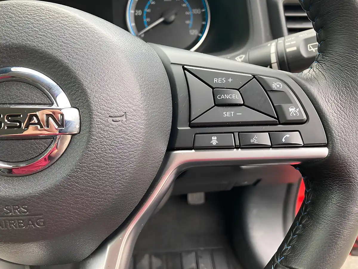 Used 2020 Nissan Leaf Acenta Red - Interior and Exterior details 17