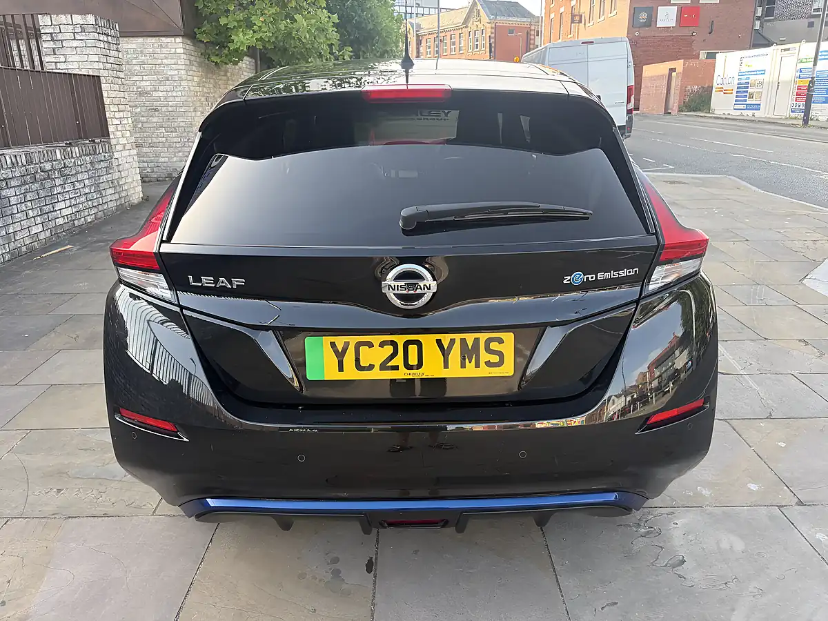 Used 2020 Nissan Leaf N-Connecta Black - Interior and Exterior details 7