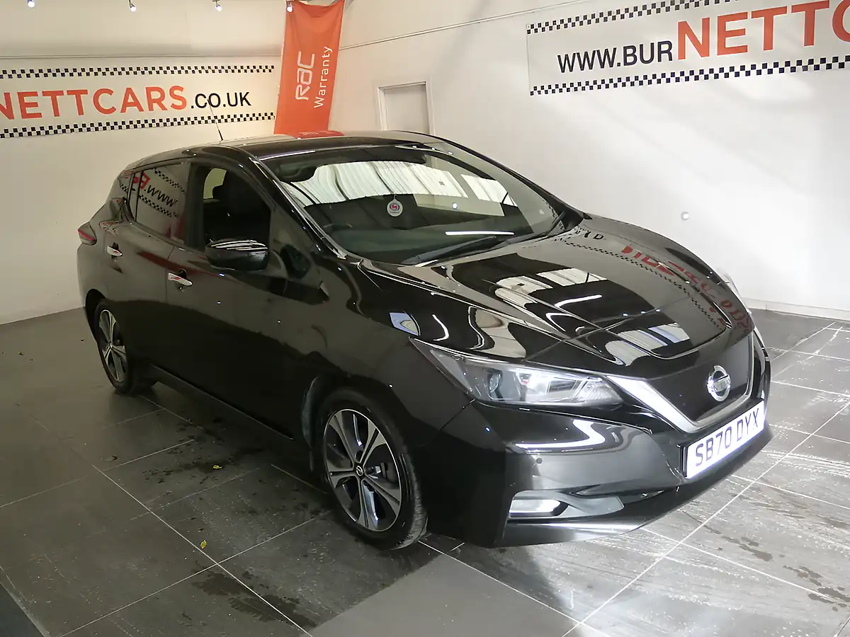 Used 2020 Nissan Leaf N-Connecta Black - Interior and Exterior details 3