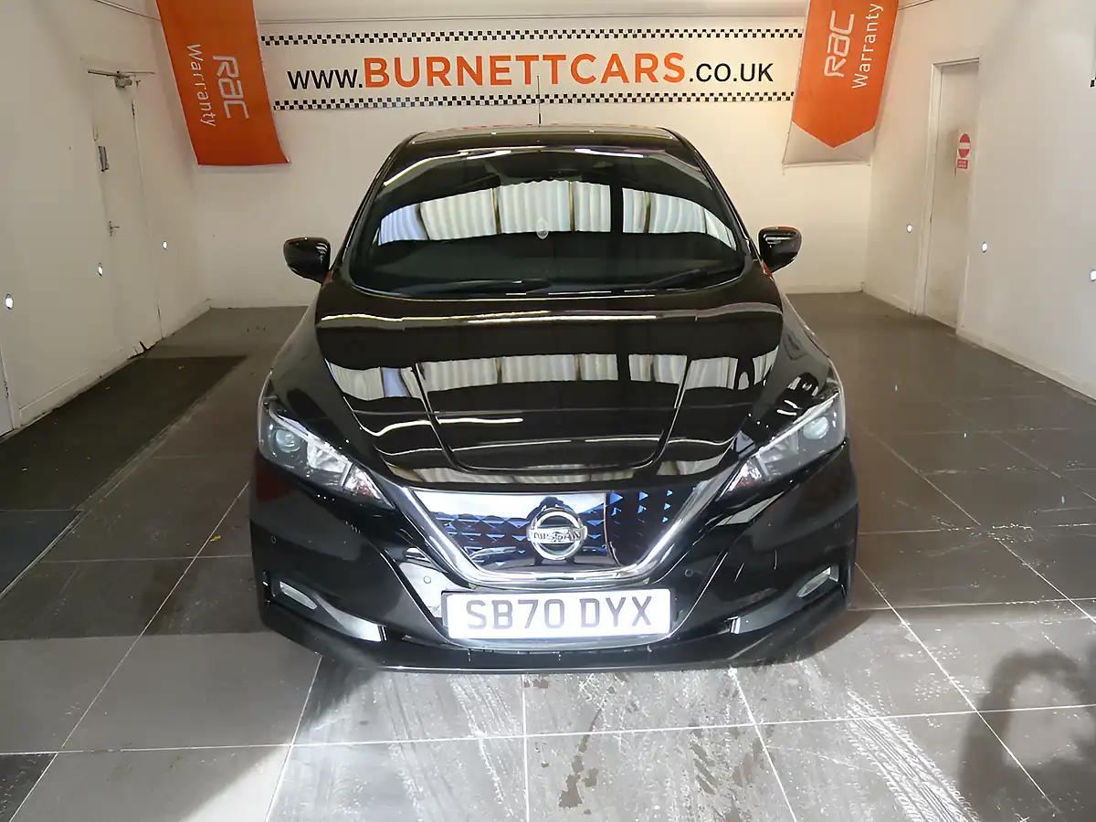 Used 2020 Nissan Leaf N-Connecta Black - Interior and Exterior details 4
