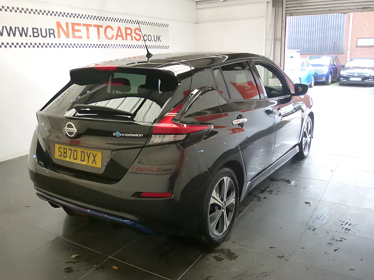 Used 2020 Nissan Leaf N-Connecta Black - Interior and Exterior details 8