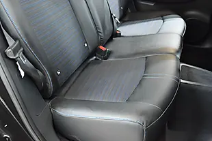 Used 2020 Nissan Leaf N-Connecta Black - Interior and Exterior details 11