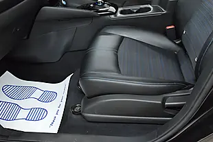 Used 2020 Nissan Leaf N-Connecta Black - Interior and Exterior details 16