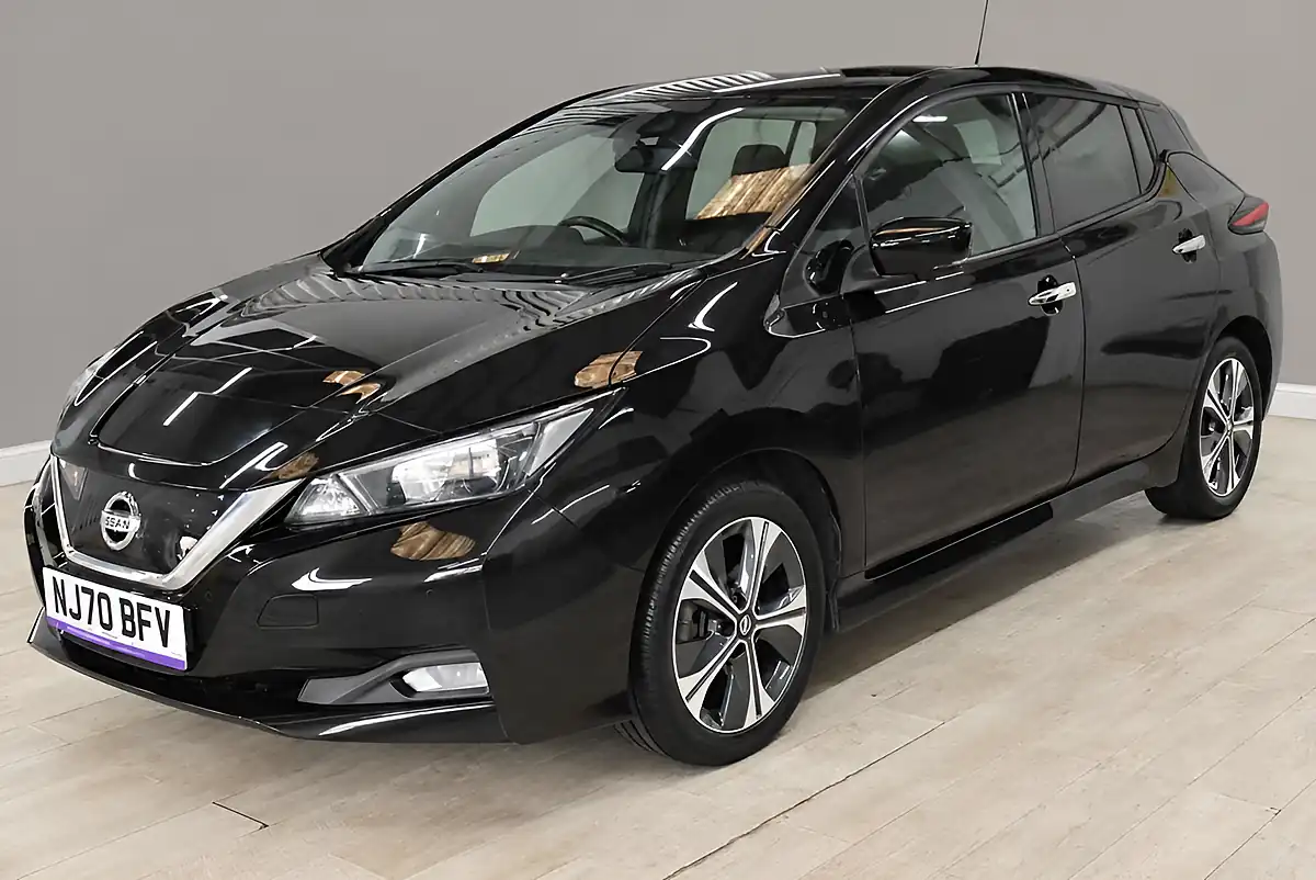 Used 2020 Nissan Leaf N-Connecta Black - Interior and Exterior details 3