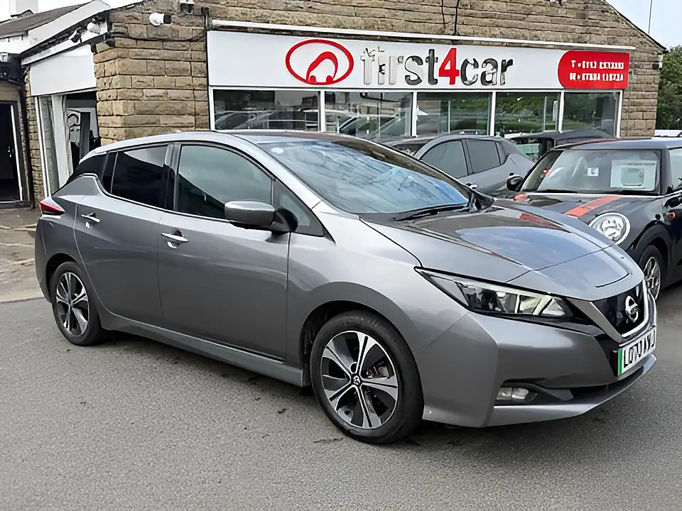Used 2020 Nissan Leaf N-Connecta Grey - Front View