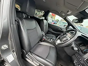 Used 2020 Nissan Leaf N-Connecta Grey - Interior and Exterior details 8