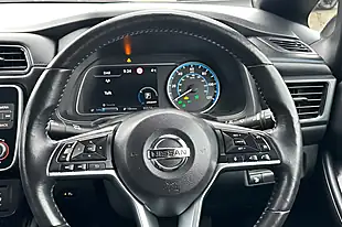 Used 2020 Nissan Leaf N-Connecta Pearl Black - Interior and Exterior details 10