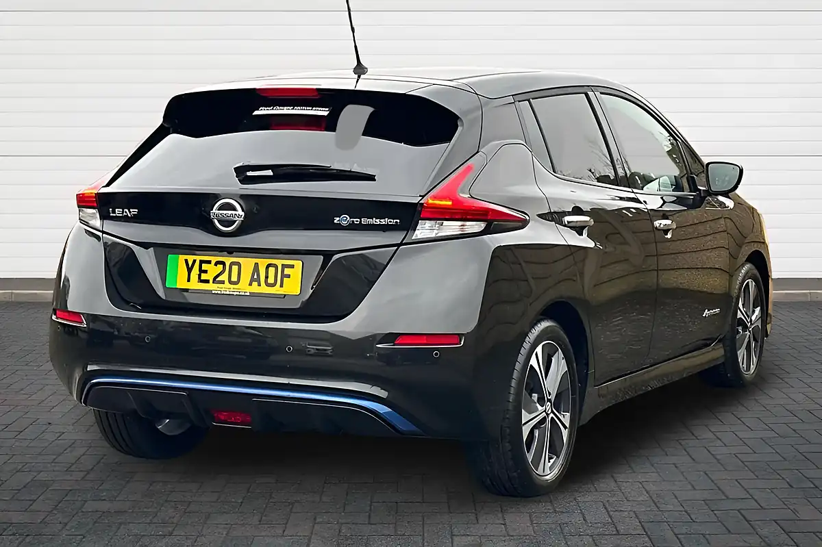 Used 2020 Nissan Leaf N-Connecta Pearl Black - Interior and Exterior details 3