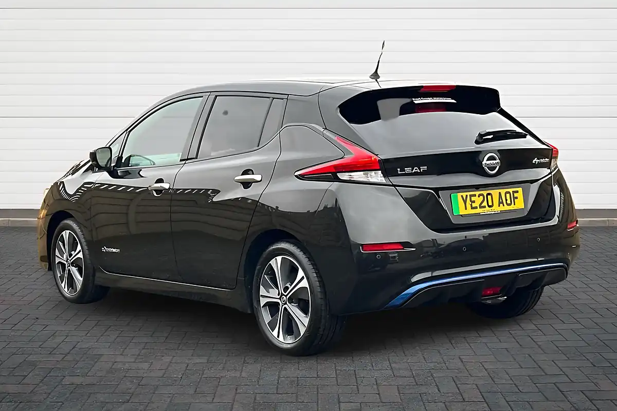 Used 2020 Nissan Leaf N-Connecta Pearl Black - Interior and Exterior details 5