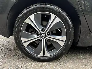 Used 2020 Nissan Leaf Tekna Black - Interior and Exterior details 10