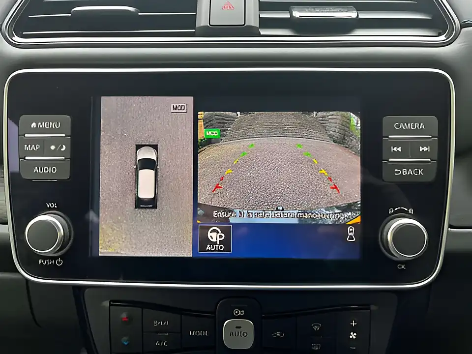 Used 2020 Nissan Leaf Tekna Black - Interior and Exterior details 11