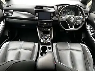 Used 2020 Nissan Leaf Tekna Black - Interior and Exterior details 17