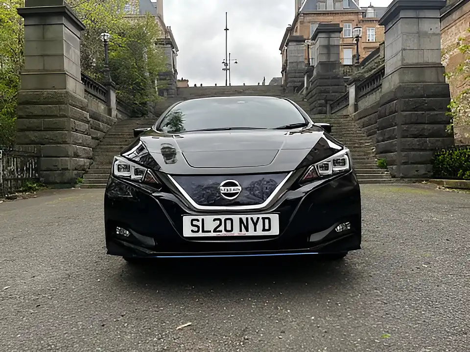 Used 2020 Nissan Leaf Tekna Black - Interior and Exterior details 4
