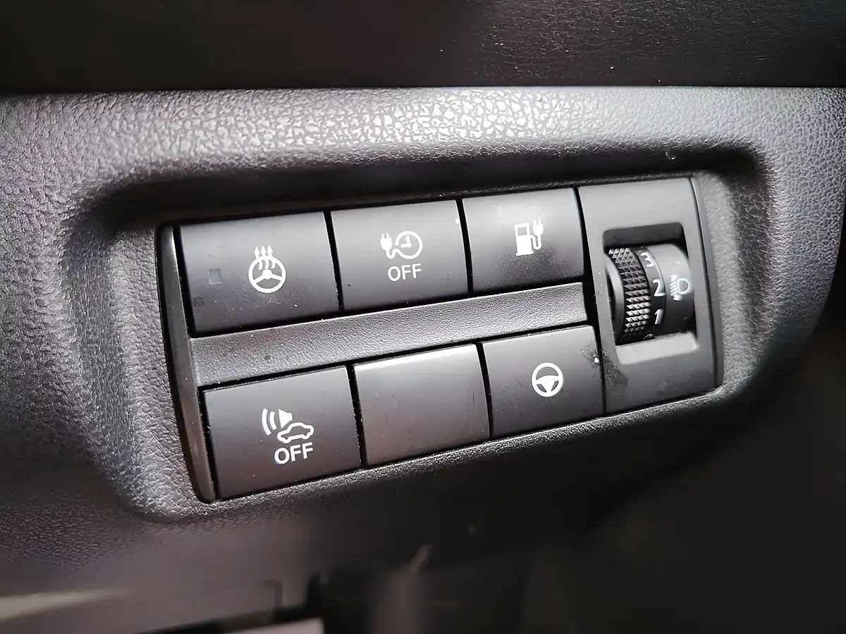 Used 2020 Nissan Leaf Tekna Grey - Interior and Exterior details 12