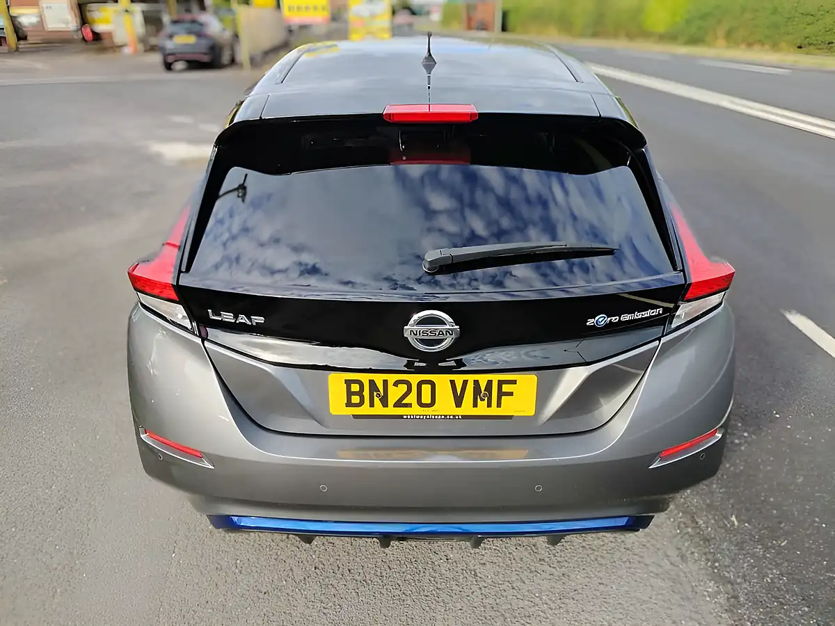 Used 2020 Nissan Leaf Tekna Grey - Interior and Exterior details 5