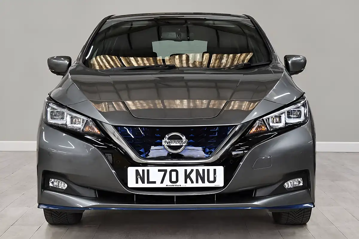 Used 2020 Nissan Leaf Tekna Grey - Interior and Exterior details 3