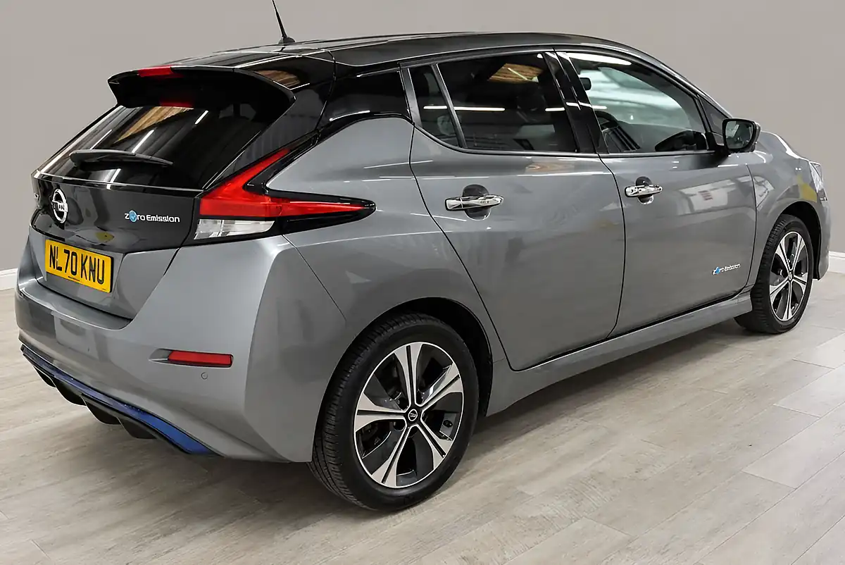 Used 2020 Nissan Leaf Tekna Grey - Interior and Exterior details 5