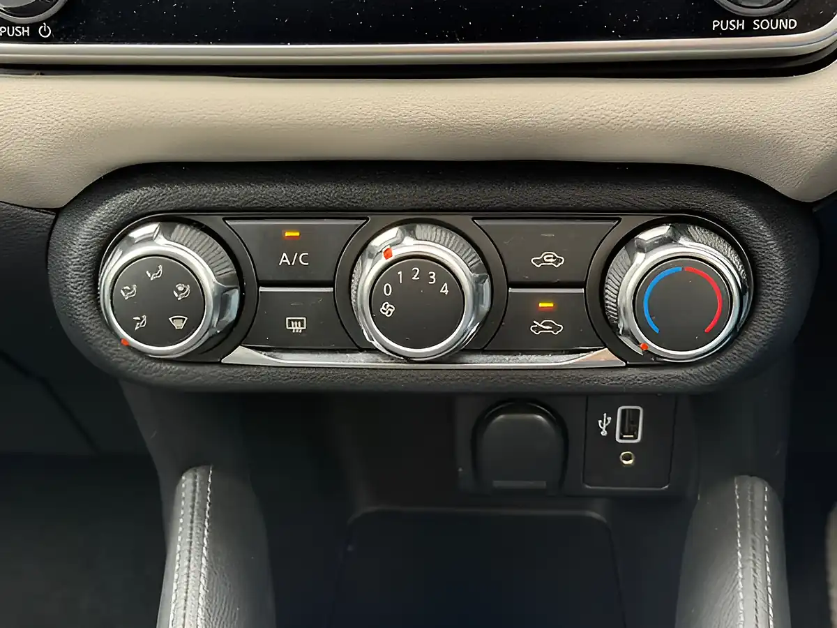 Used 2020 Nissan Micra N-Tec Grey - Interior and Exterior details 14