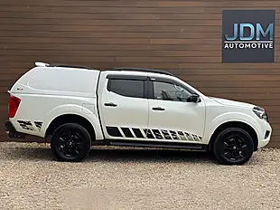 Used 2020 Nissan Navara N-Guard White - Interior and Exterior details 2