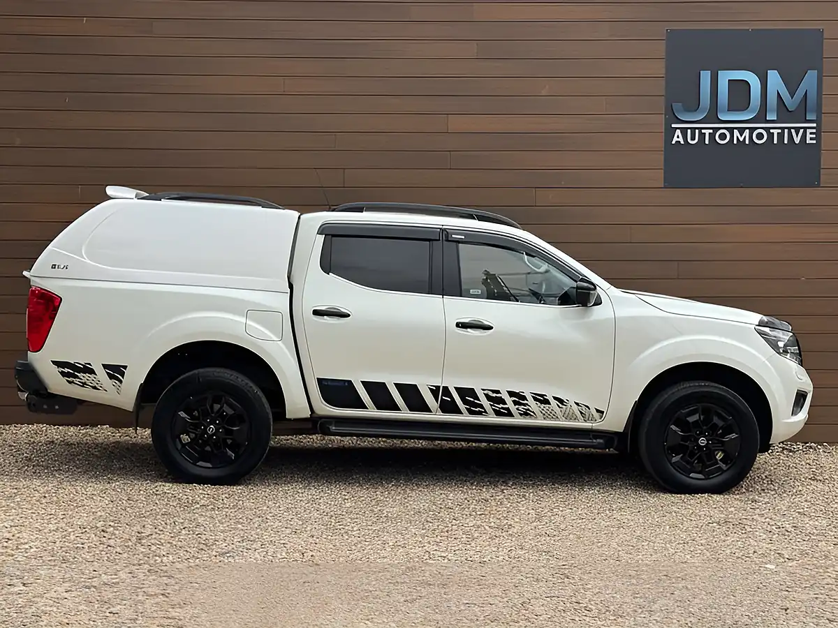 Used 2020 Nissan Navara N-Guard White - Interior and Exterior details 2