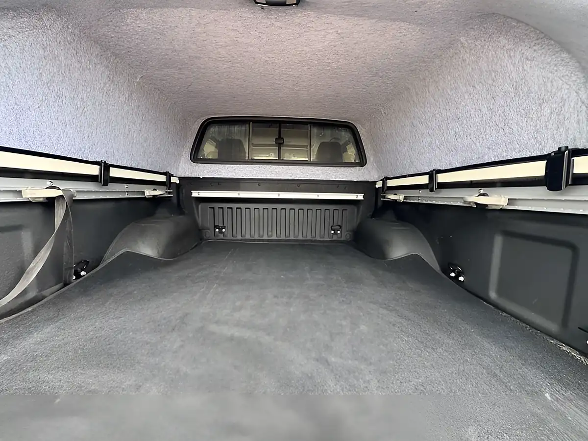 Used 2020 Nissan Navara N-Guard White - Interior and Exterior details 6