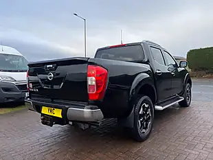 Used 2020 Nissan Navara Tekna Black - Interior and Exterior details 12