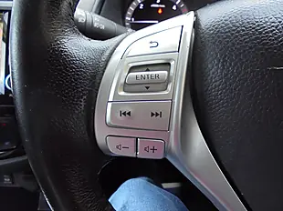 Used 2020 Nissan Navara Tekna Black - Interior and Exterior details 16