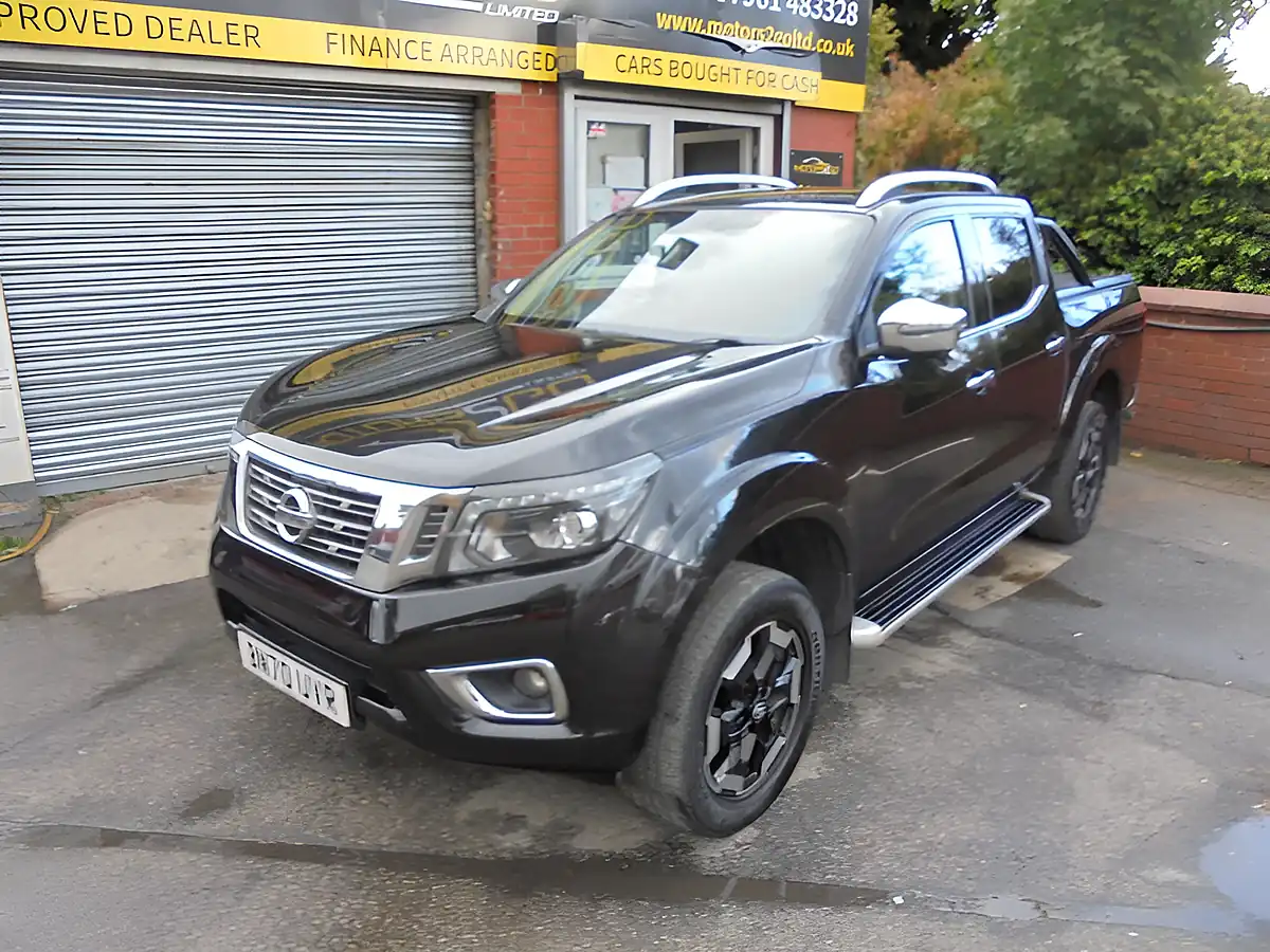 Used 2020 Nissan Navara Tekna Black - Interior and Exterior details 2