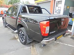 Used 2020 Nissan Navara Tekna Black - Interior and Exterior details 9