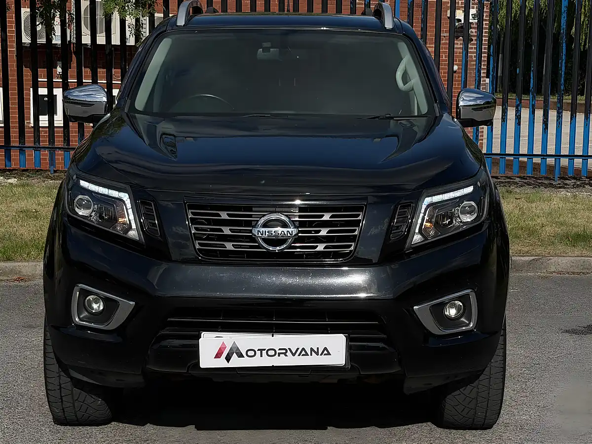 Used 2020 Nissan Navara Tekna Black - Interior and Exterior details 2
