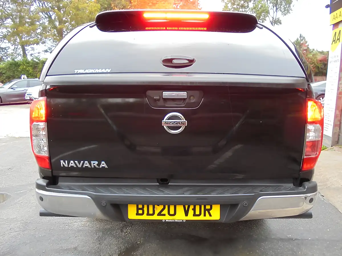 Used 2020 Nissan Navara Tekna Black - Interior and Exterior details 10