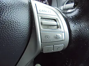 Used 2020 Nissan Navara Tekna Black - Interior and Exterior details 17