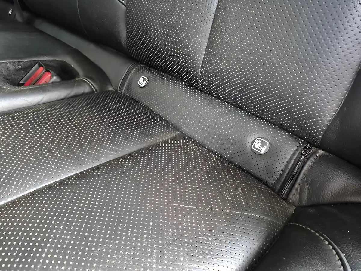 Used 2020 Nissan Navara Tekna Black - Interior and Exterior details 19
